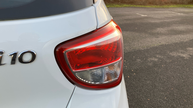 Hyundai i10 1.2 Premium 5dr Petrol Hatchback